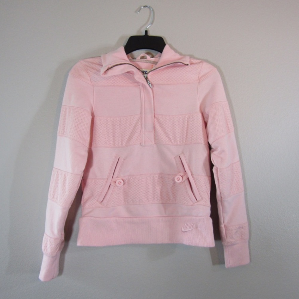 Nike Women's Pale Pink Half-Zip Pullover Sweatshirt